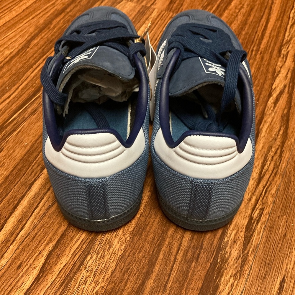 Adidas Samba womens 6/ boys 4.5 blue Brand New! - Picture 6 of 7